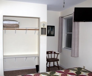 Amenities-Bedroom-1-Closet-300×250 Amenities Bedroom 1 Closet 300X250 1