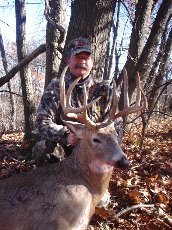 Hunting &Amp; Fishing 4 Deer2